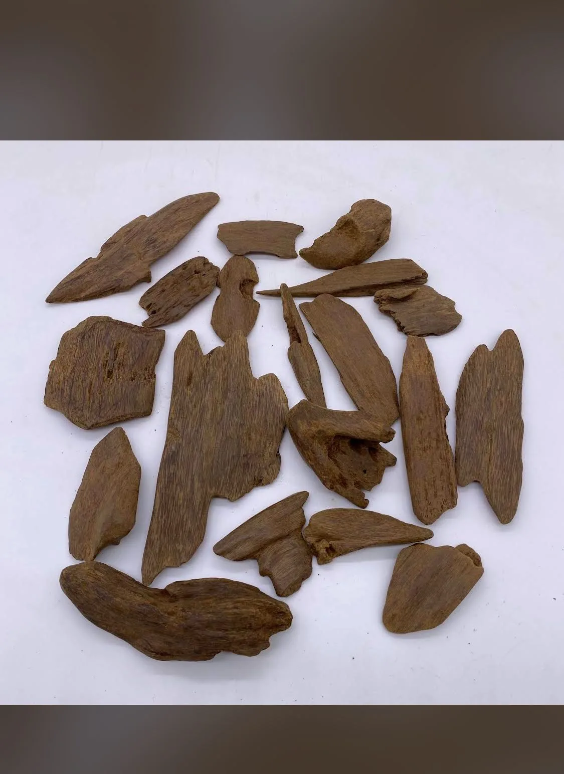 Al Dukhaini Lil Oud