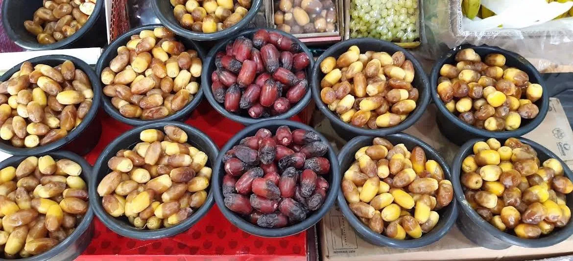مخابز و أسواق رغيد الشرق — 4